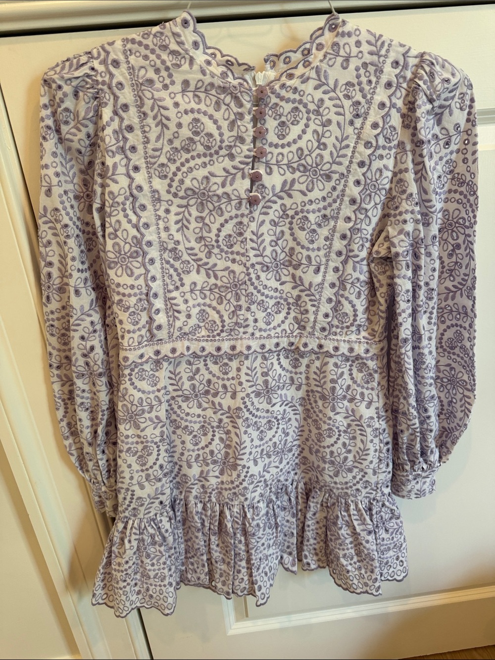 Girls lavender eyelet long sleeved dress, EUC, size 15/16, flower button detail